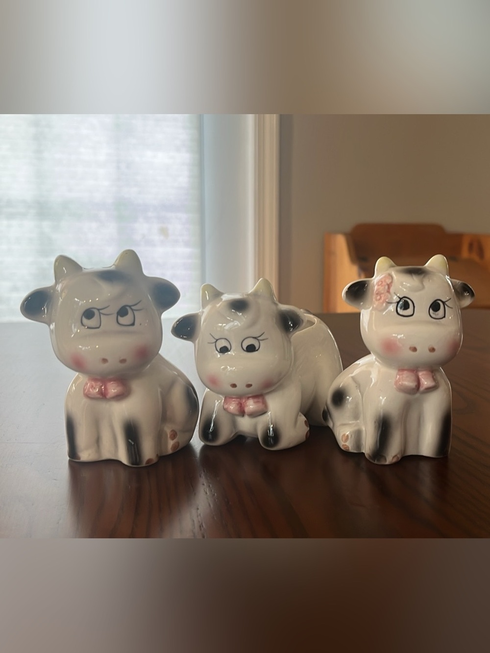 🐄 Vintage Cow Salt & Pepper Shakers + Toothpick Holder – 3 Piece Set